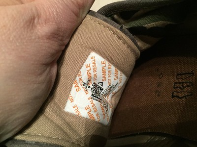 Converse Cons, Star Player canvas charcoal/rubber/white, unisex shoe 9 SAMPLE