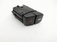 BMW F45 218d 14-18 Warnblinkschalter Schalter BMW F45 218d 14-18 21.09.2017 9423268 61319423268 6842274... Vorschau 2