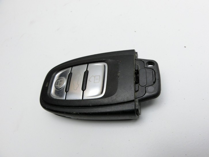 Audi A5 8F Cabrio 09-12 Fernbedienung Funk Funkschlüssel Audi A5 8F Cabrio 09-12 25.08.2011 8K0959754D gebraucht Vorschau 2