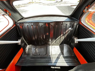 image 4 of interior