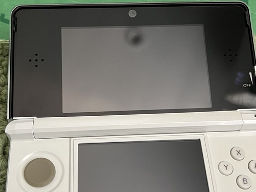 3DS ピュアホワイト s-l400.jpg