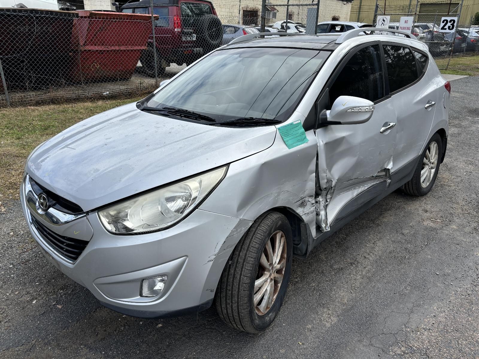 2012 Hyundai Ix35 RIGHT REAR DOOR LM SERIES W/ MOULD TYPE 11/09-01/16 09 10 11 12 1 image 2