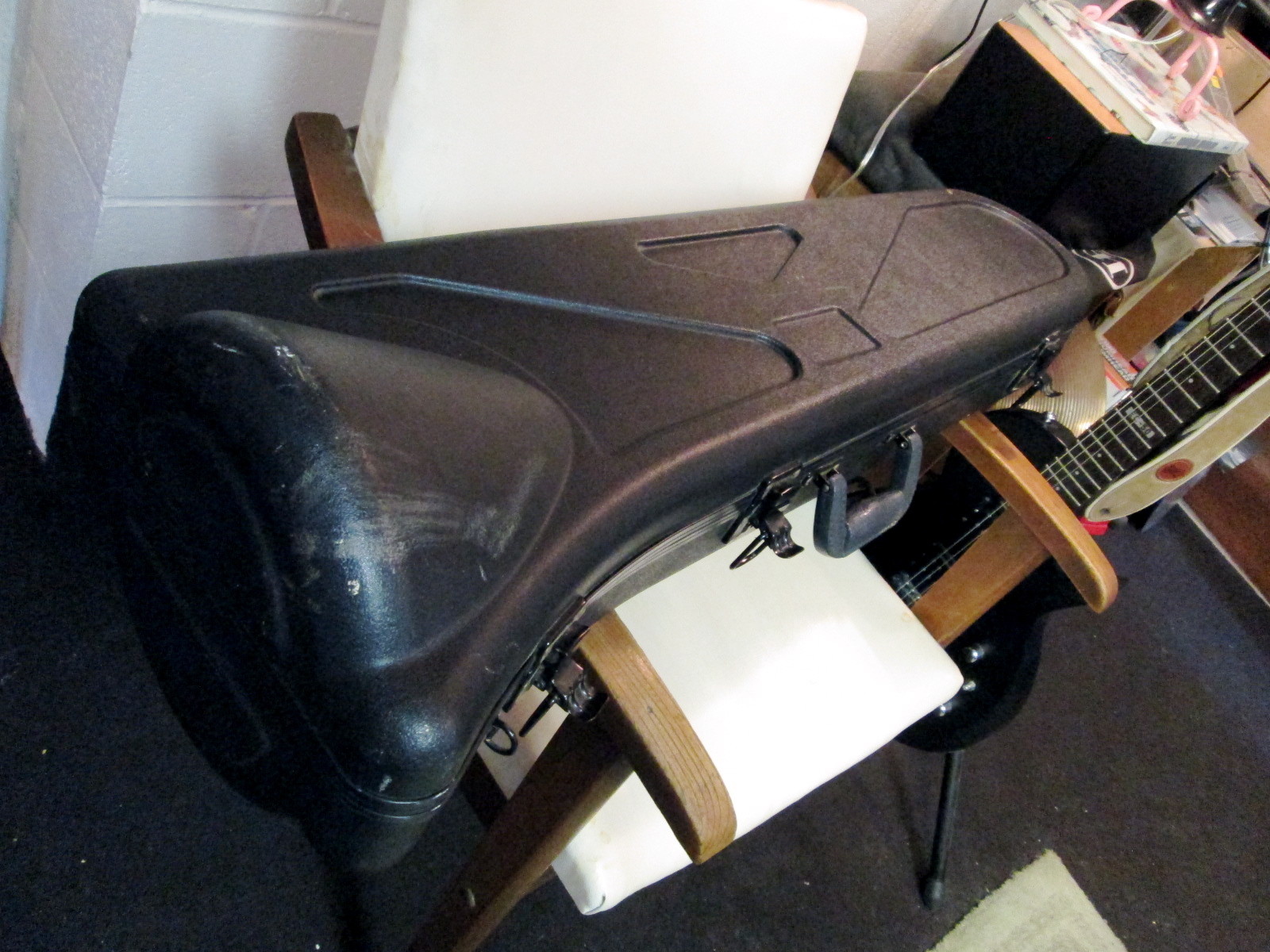 HARD SHELL Trombone Case Excellent overall shape