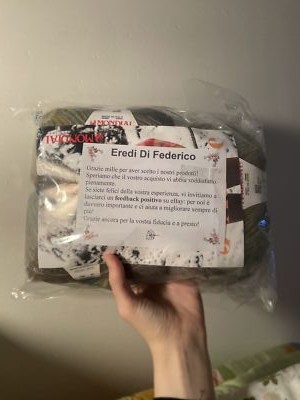 Foto dell'oggetto di un acquirente verificato