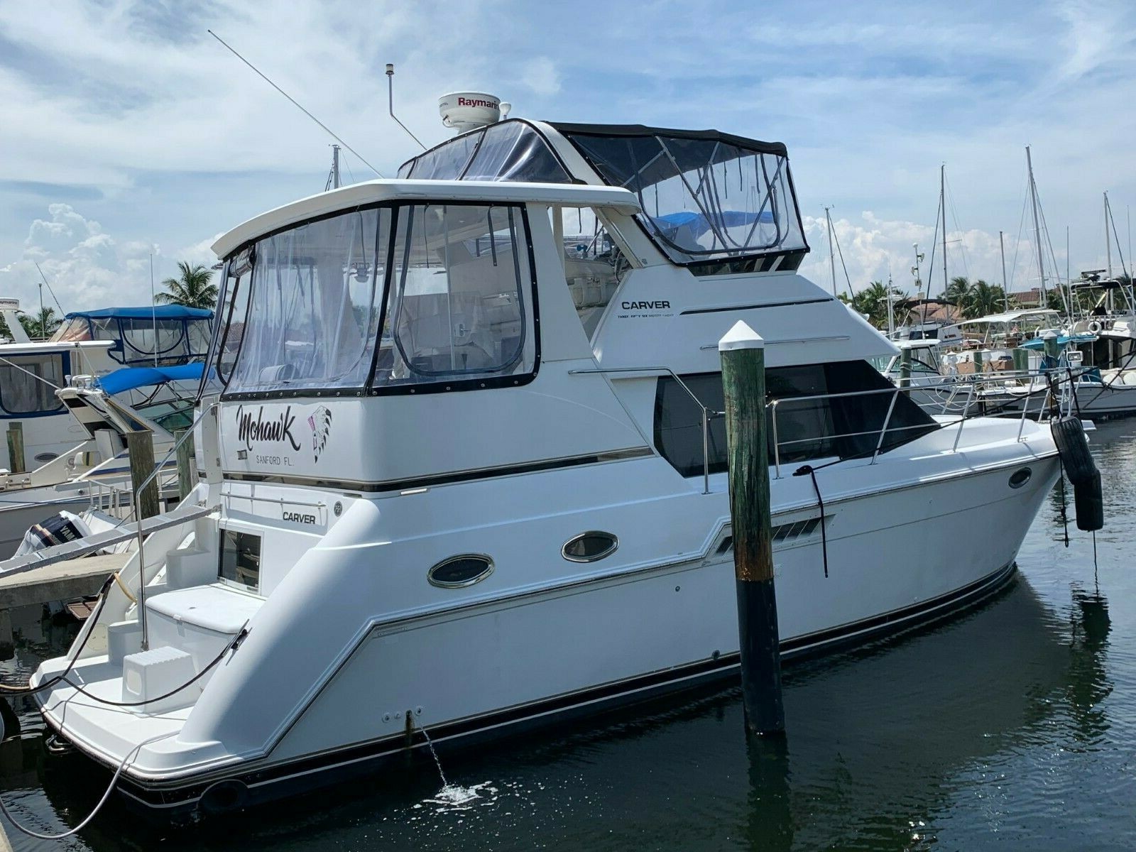carver 356 motor yacht 2002