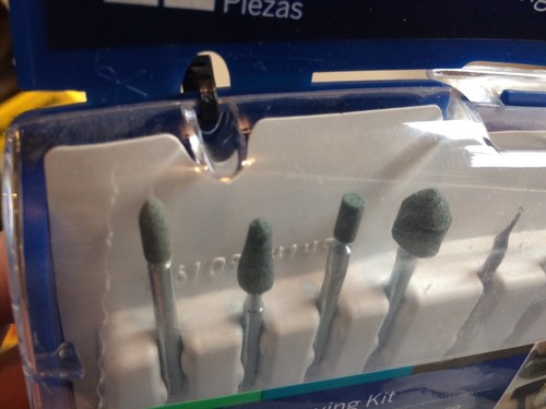 Dremel 689-03 11 Piece Rotary Tool Carving Engraving Kit 2 Diamond Points NEW