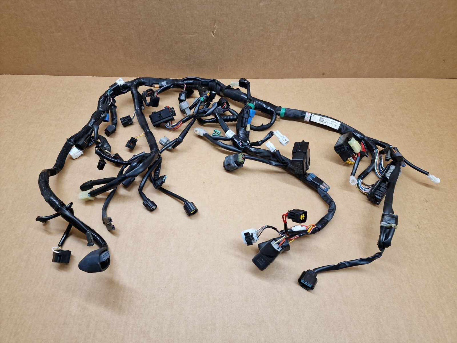 GSX-S750　カーボン調カウルセット Amazon | 【SUKIRACING】ドライカーボン シートカウル/テール