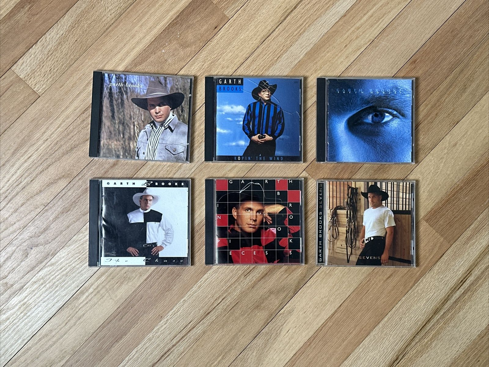 Garth Brooks CDs - In Pieces, Fresh Horses, Sevens, Ropin Garth Brooks CDs - In Pieces, Fresh Horses, Sevens, Ropin