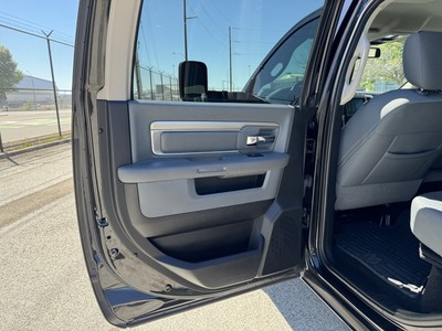 image 8 of interior