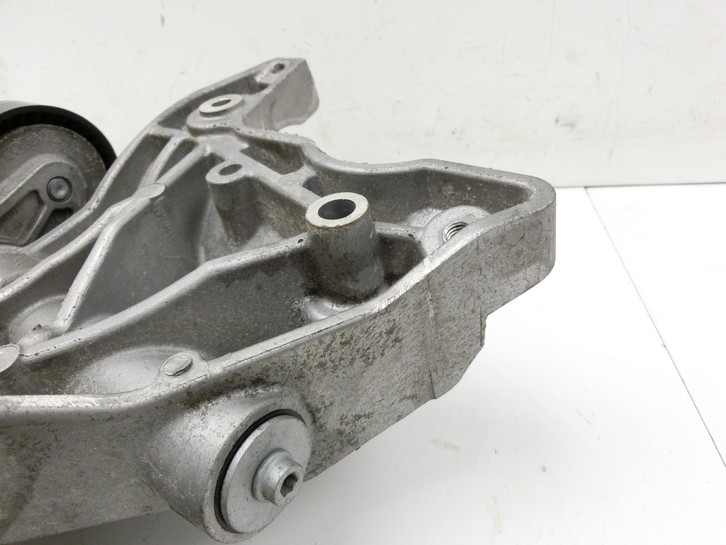 VW Tiguan 5N 11-16 2,0 155KW CCZB Ölfiltergehäuse Gehäuse Halter für Ölfilter VW Tiguan 5N 11-16 12.12.2012... Vorschau 3