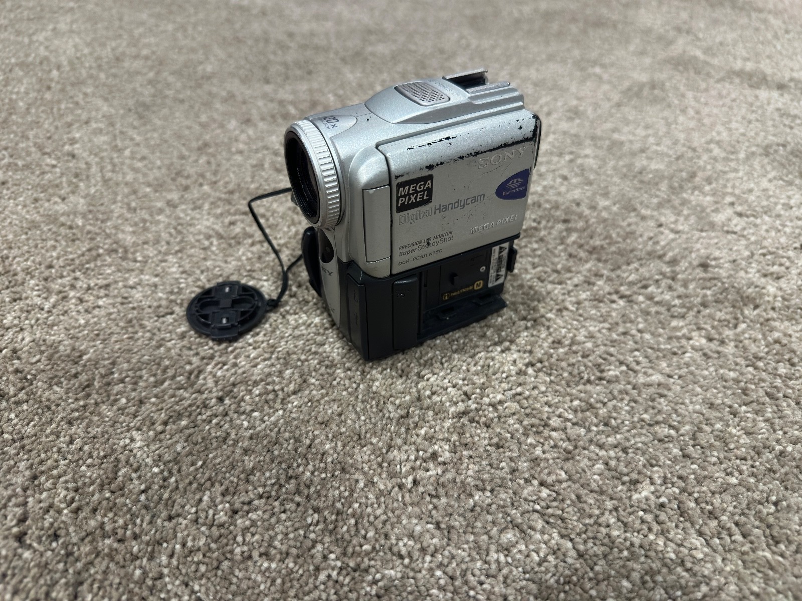 miniDVのダビングに！ SONY ビデオカメラ DCR-PC101 【公式通販】