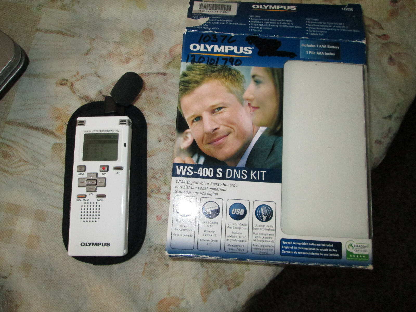Olympus WS-400 S DNS w/ MIC (1024 MB, 272 Hours) Handheld Digital Voice Recorder