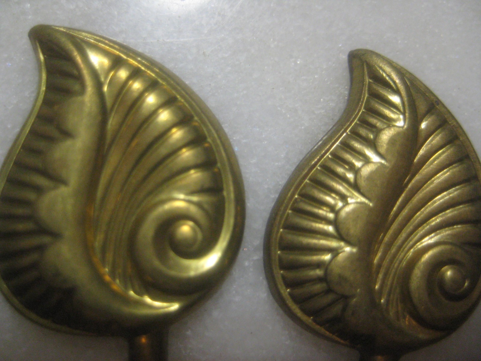 Vintage Art Deco Leaves, Stamped Brass Leaf Charms,Pendants or Drops, 1 pair