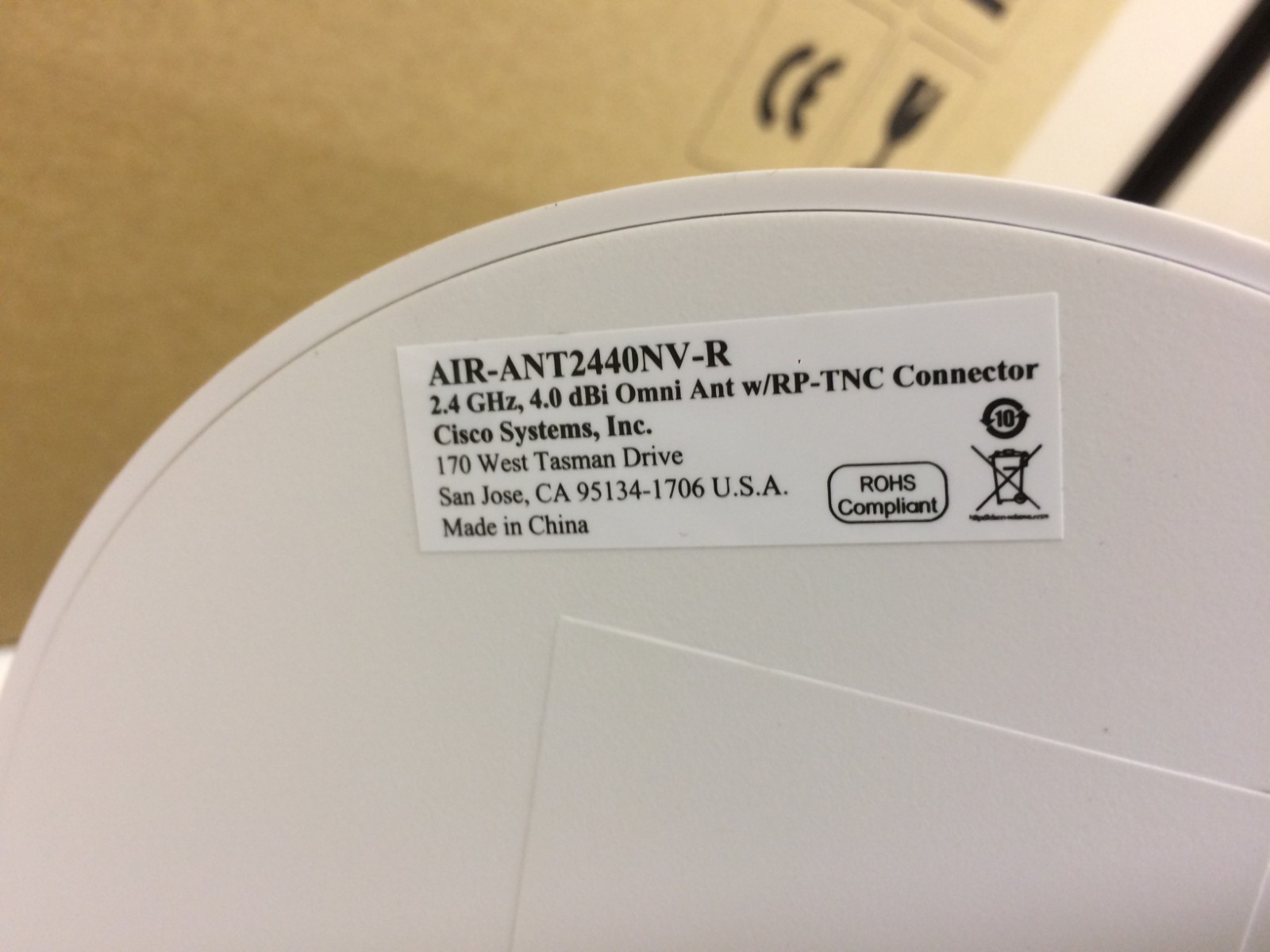 NEW Cisco Omnidirectional Antenna Kit AIR-ANT2440NV-R 2.4GHz 4.0dBi 