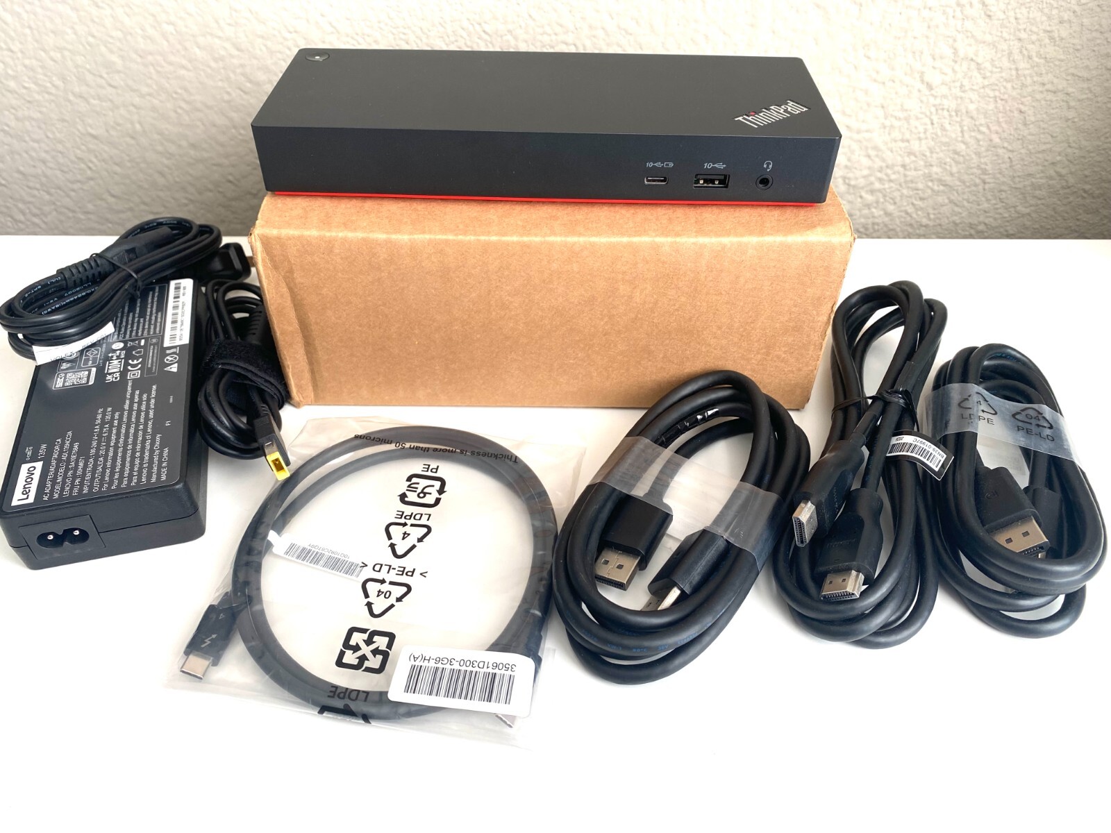 Amazon.com: Lenovo ThinkPad Thunderbolt 4 Workstation Dock
