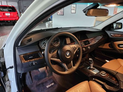 image 5 of interior