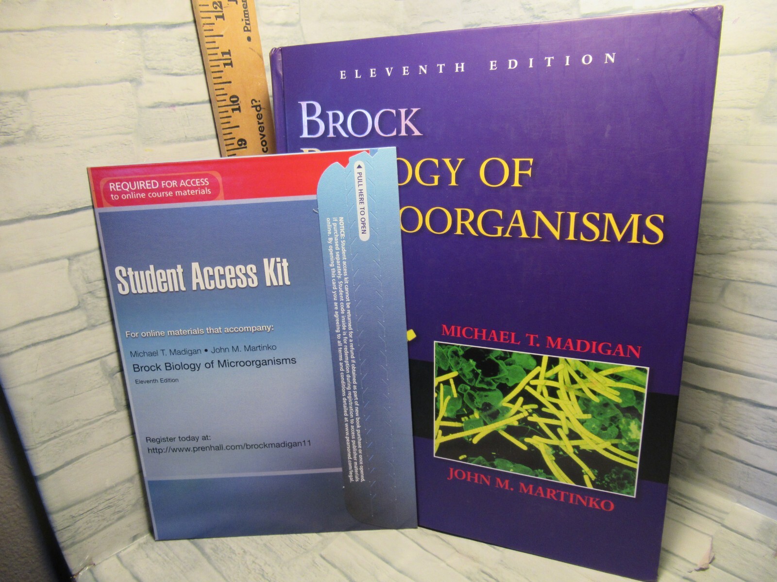 語学・辞書・学習参考書 Brock Biology of Microorganisms Amazon.com: Brock Biology of Microorganisms (13th Edition