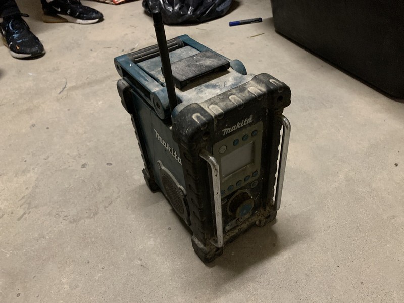 Makita Baustellenradio â Ohne Batterie â Funktion Nicht Garantiert 