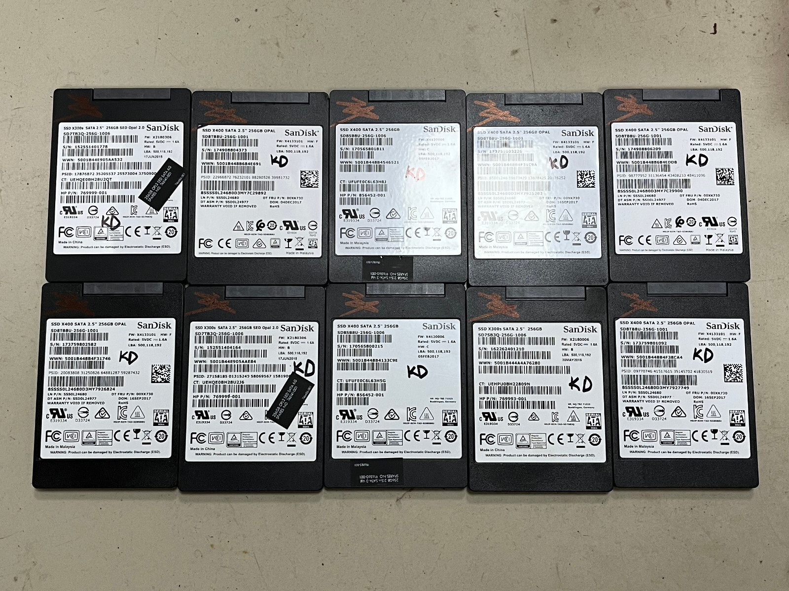 Lot of 30pcs 256GB SSD Sandisk X400 SATA 2.5