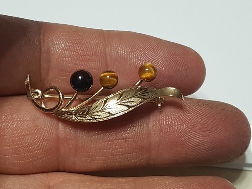 Avon Sterling Silver Leaf & Berry Brooch Pin With Cats Eye Gemstones Solid .925