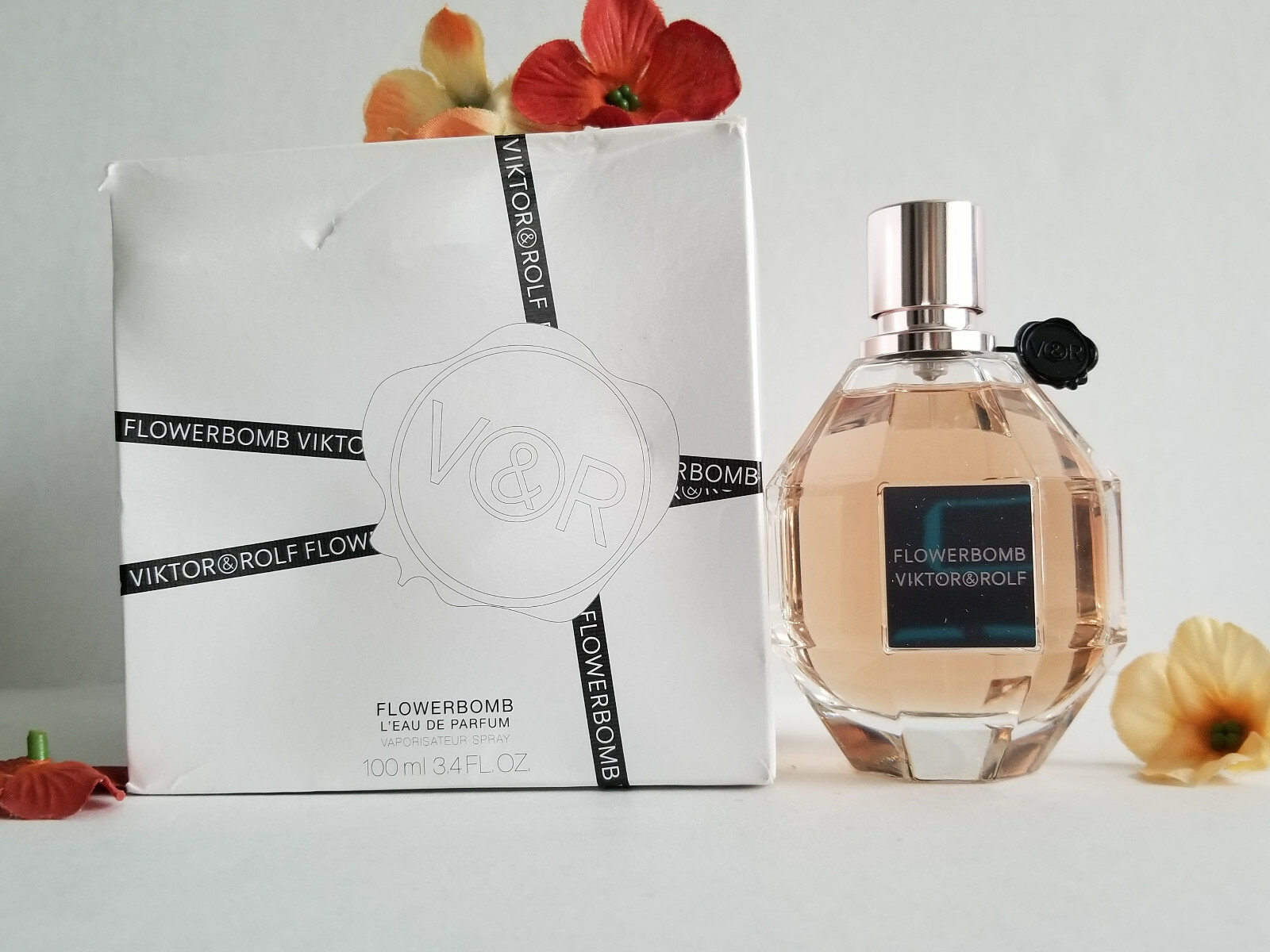 flower bond perfume