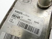 Volvo V60 D4 10-13 2,0d 120KW Ölkühler Volvo V60 D4 10-13 01.10.2012 31325045 X3698001 gebraucht Vorschau 4