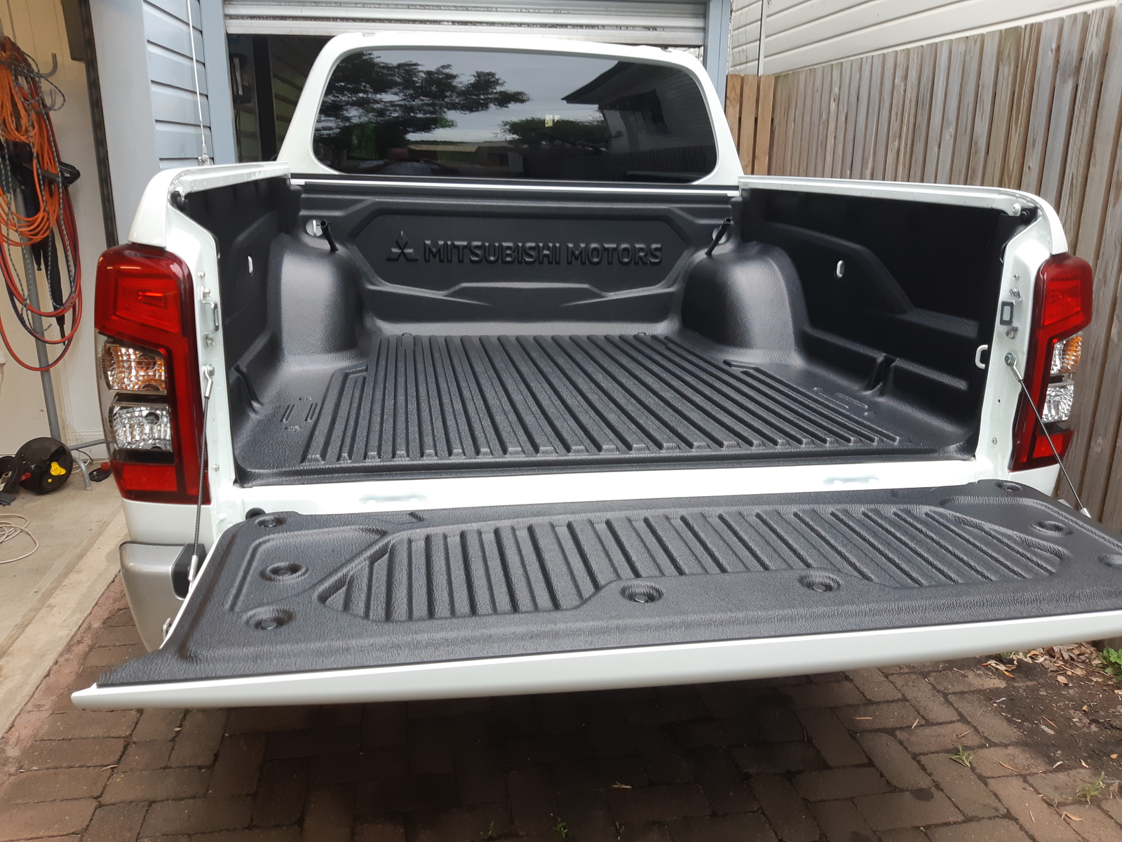 TUB LINER UNDER RAIL suits MITSUBISHI TRITON MQ MR 20152020 DUAL CAB