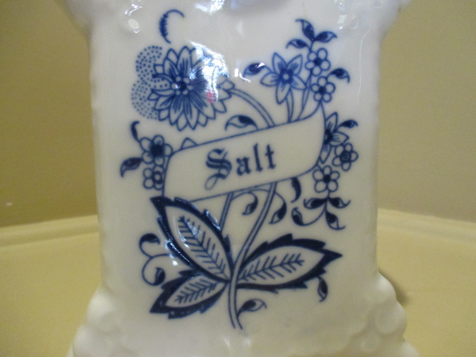 Villeroy Boch Mettlach Canister Salt Mittlach Blue White Ornate Vintage #EL14