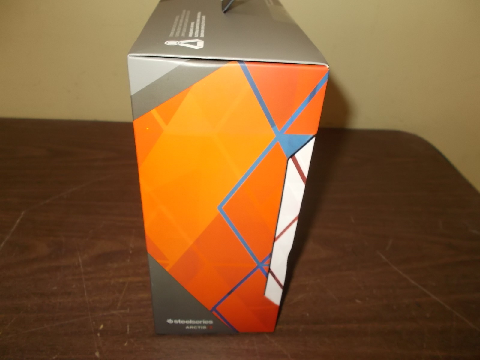 SteelSeries Arctis 3 All-Platform Gaming Headset for PC, PlayStation 4- NIB!