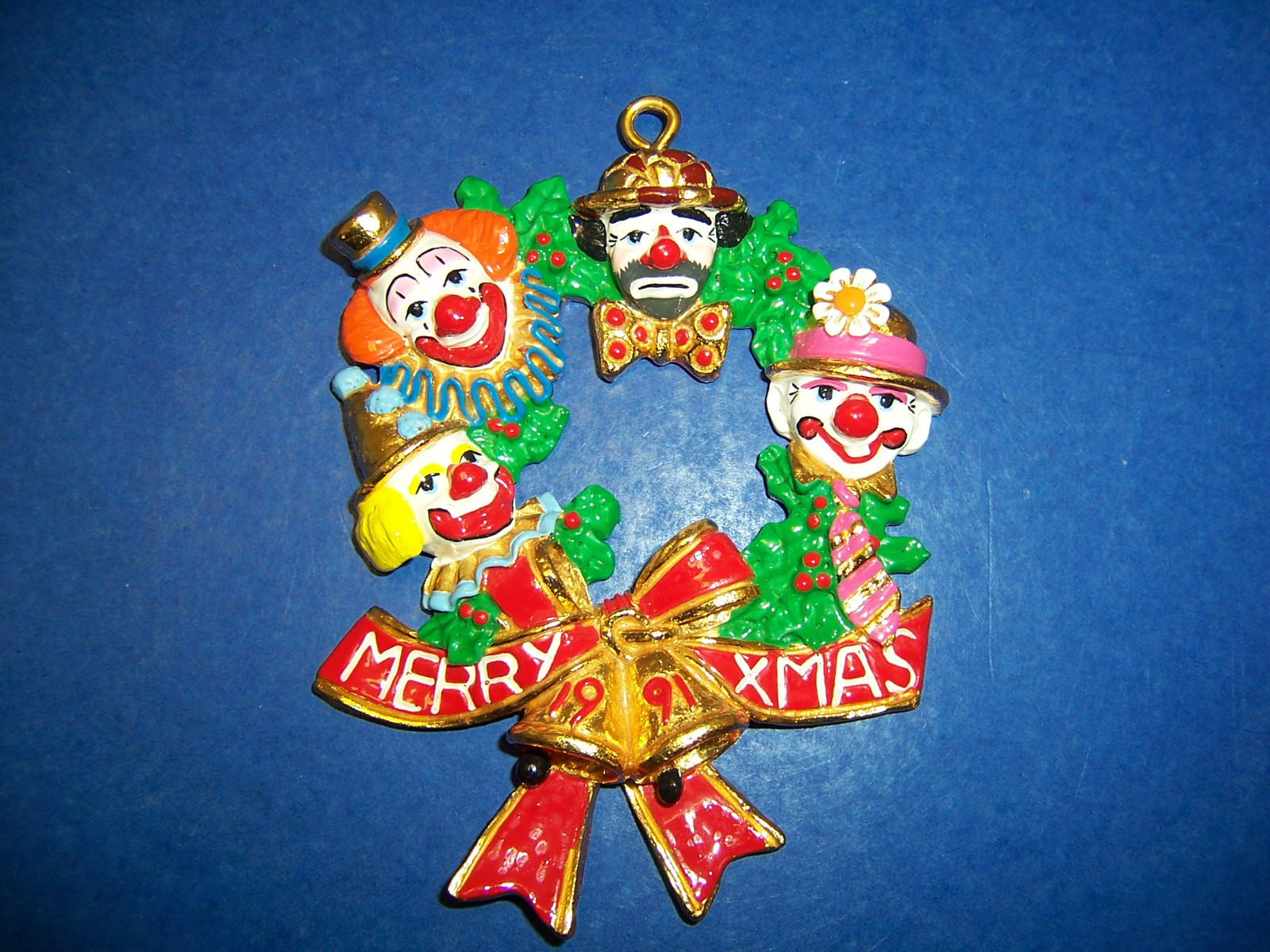 1991 Christmas Ornament “Wreath of Clowns – Merry Xmas” Very Detailed 4 Clowns