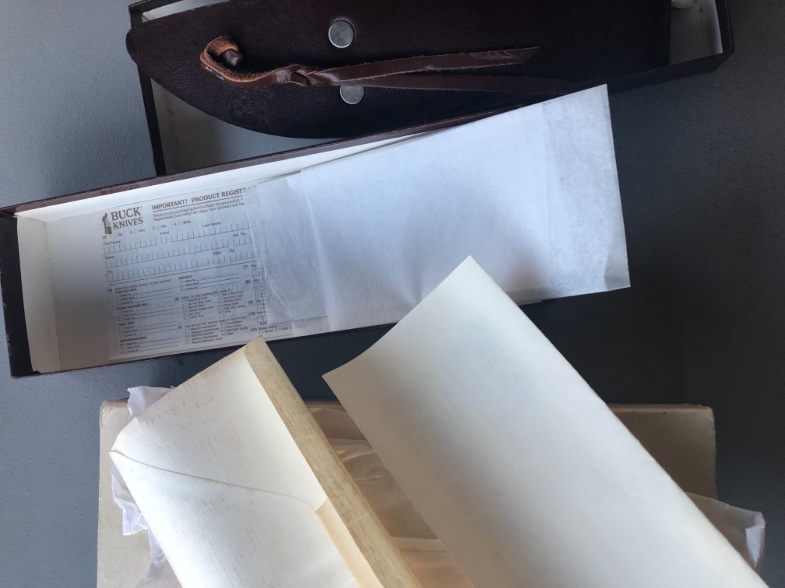 Buck Original Custom Shop AKONUA Mother of Pearl number 0198 box sleeve letter