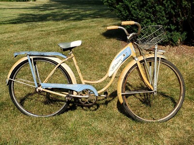 VINTAGE 1960 SCHWINN STARLET LADIES BIKE WITH TANK,REAR CARRIER,LIGHT & BASKET