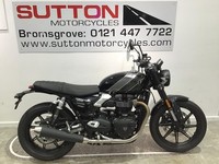 TRIUMPH SPEED TWIN 900