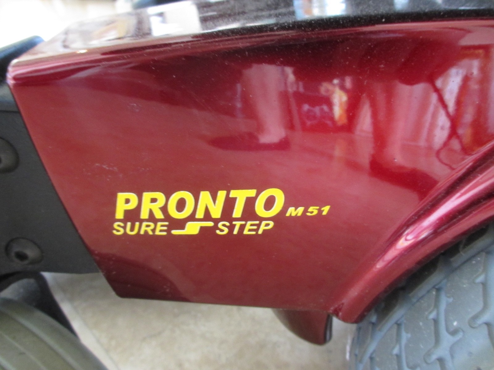 Invacare Pronto M51 Sure Step Power Motorized Electric Wheelchair Barely used **