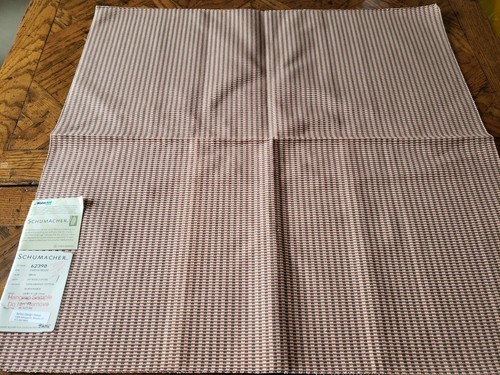 SCHUMACHER Fabric Remnant - CANYON WEAVE - Organic Cotton  - CHILE 26x26-  $233