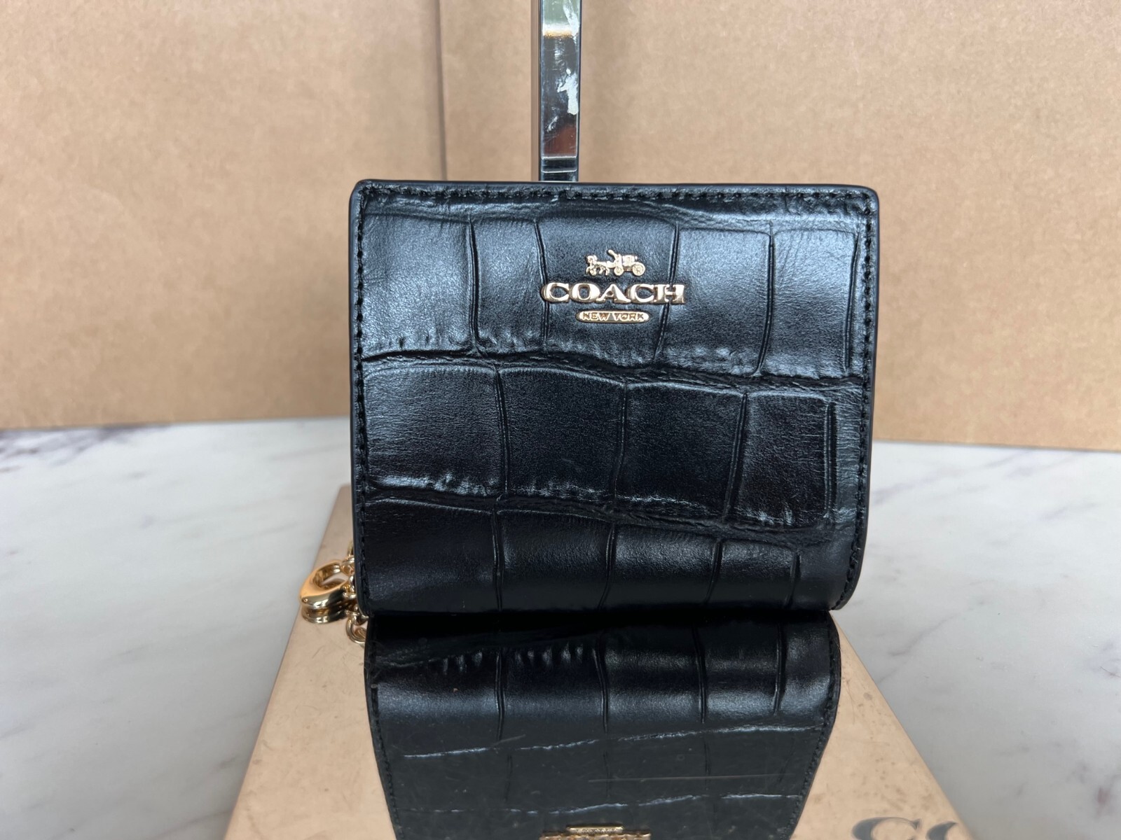 【Coach】Snap Wallet/クロコ柄 COACH Snap Wallet With Crocodile-embossed leather C6092 Gold