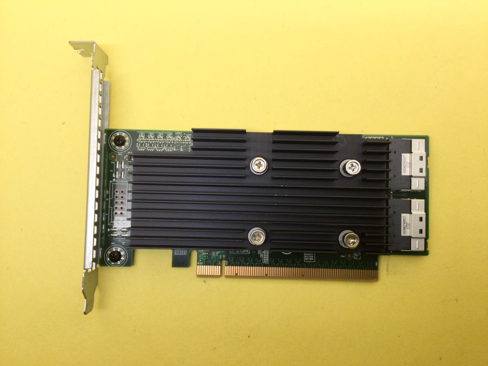 サーバー Dell Vostro Dell PowerEdge FC630 2 ソケット FX サーバ Xeon(E5-2697V4)2基