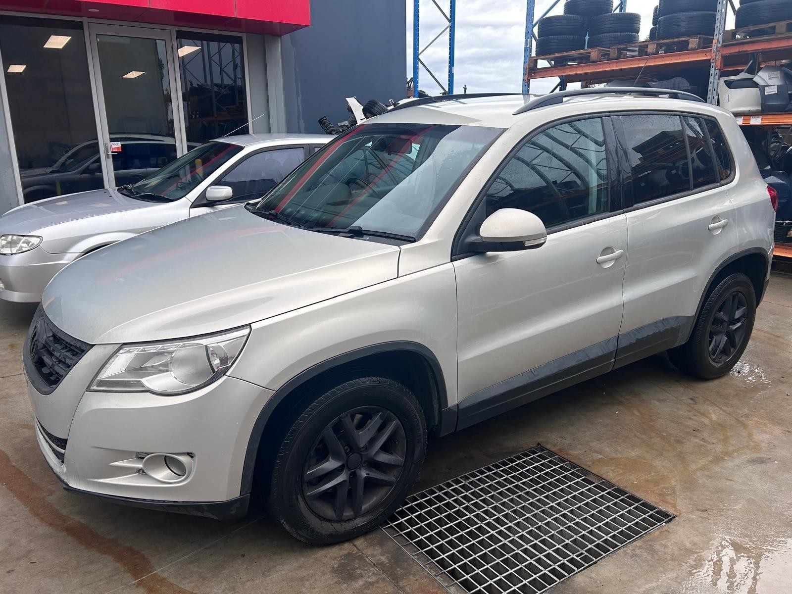 2008 Volkswagen Tiguan REAR BAR BRKT/REINFORCEMENT MAIN REINFORCEMENT 5N 05/08-08/1 image 7