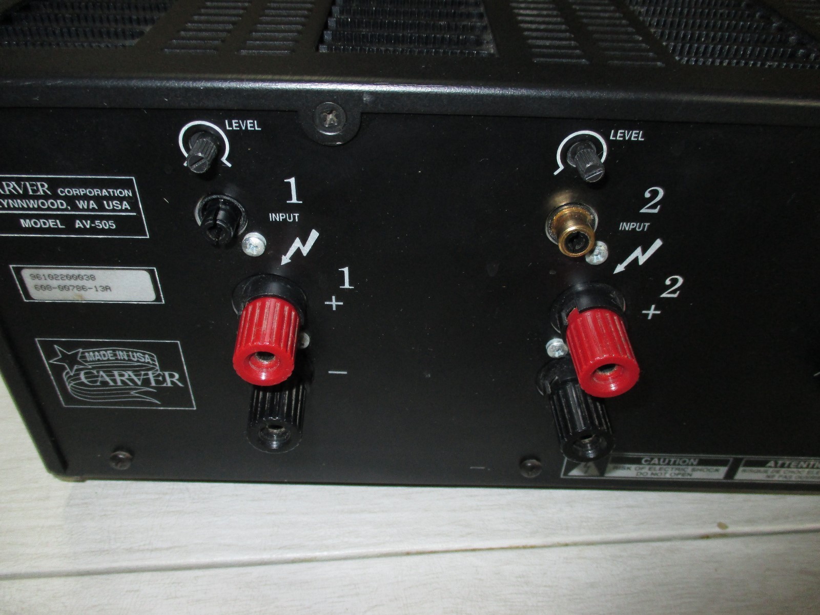 Carver AV505 Five Channel Power Amplifier