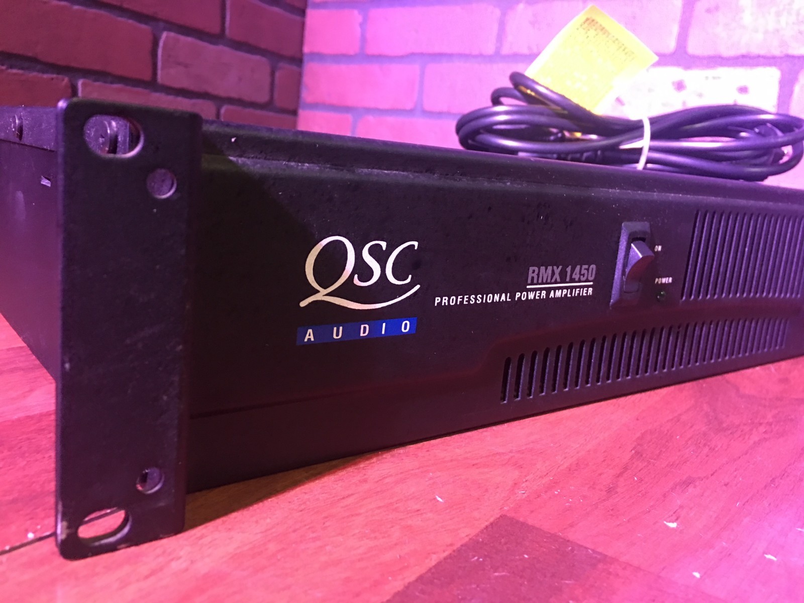 QSC Audio RMX 1450 2 Channel Professional Power Amplifier Please Read