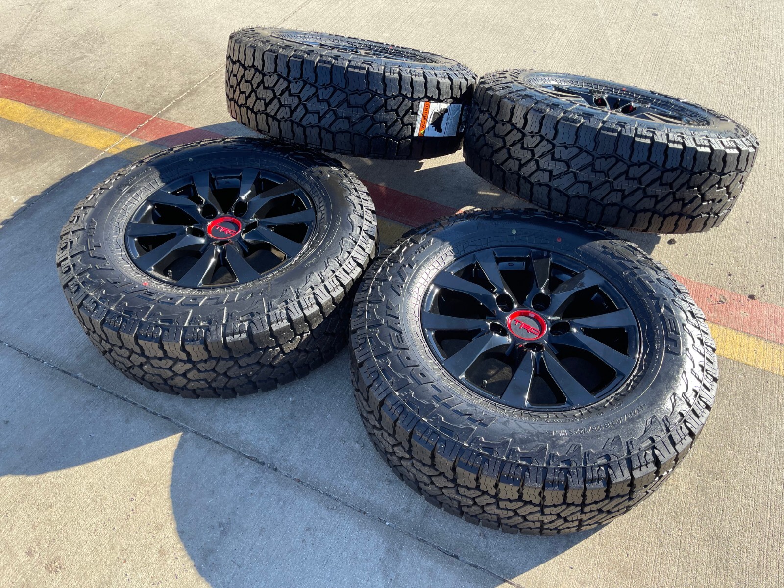 Tundra リバイズド Amazon.com: WheelerShip New 18
