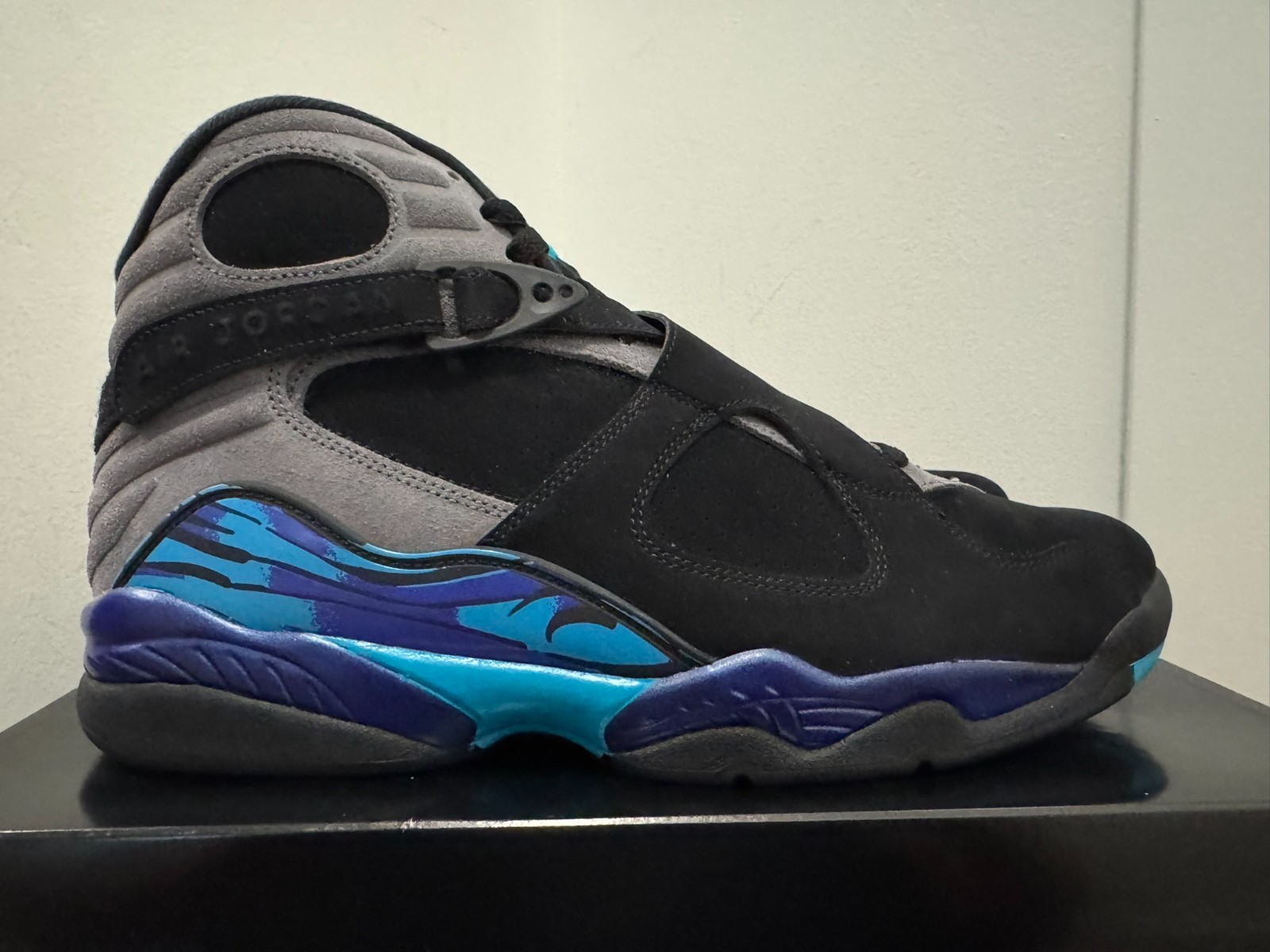 靴 Nike Air Jordan 8 Retro Aqua 2025 Air Jordan 8 Retro 'Aqua' Release Date. Nike SNKRS