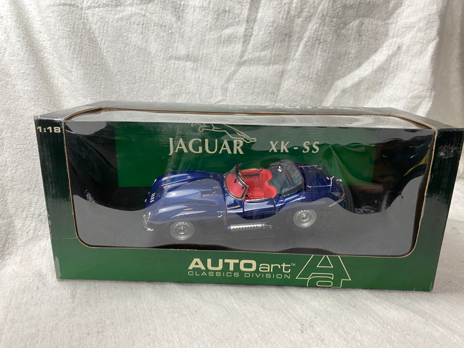 ジャガー AUTOart 1/18 JAGUAR XKSS ジャガー AUTOart 1/18 JAGUAR XKSS Jaguar XKSS Cream AUTOart 1/18
