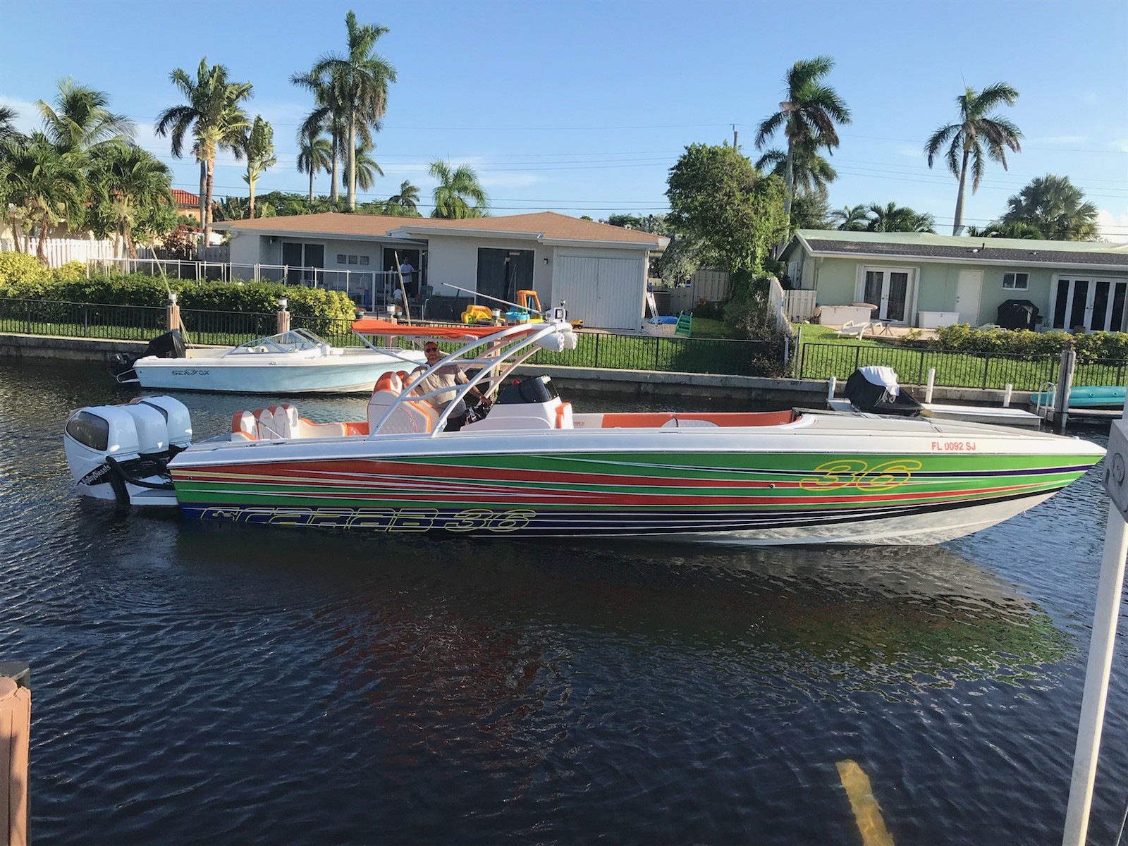 36 FOOT SCARAB FULLY RESTORED 3 MERCURY VERADOS CUSTOM BUILT OPEN FISHERMAN!!