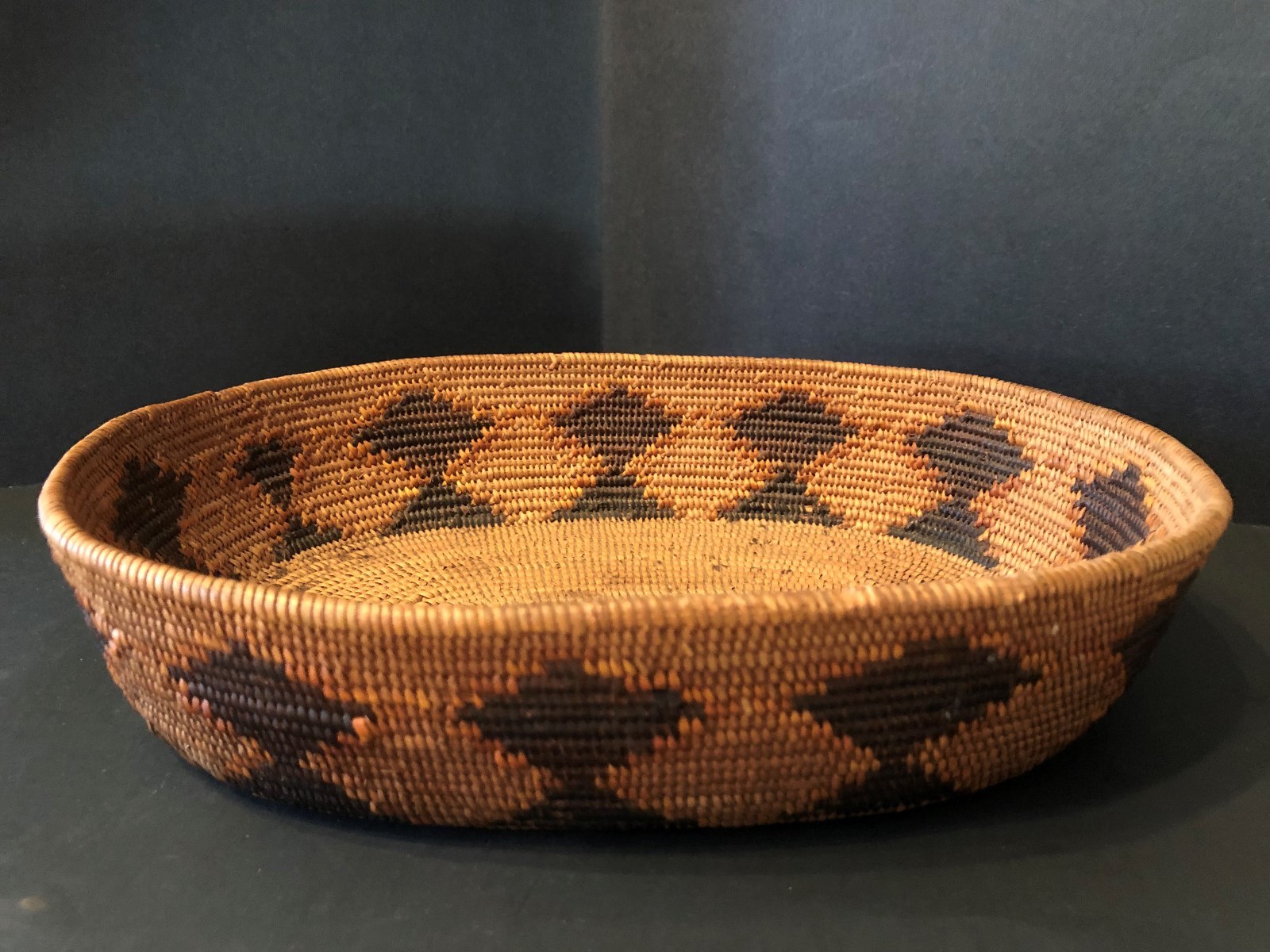 Mission basket tray