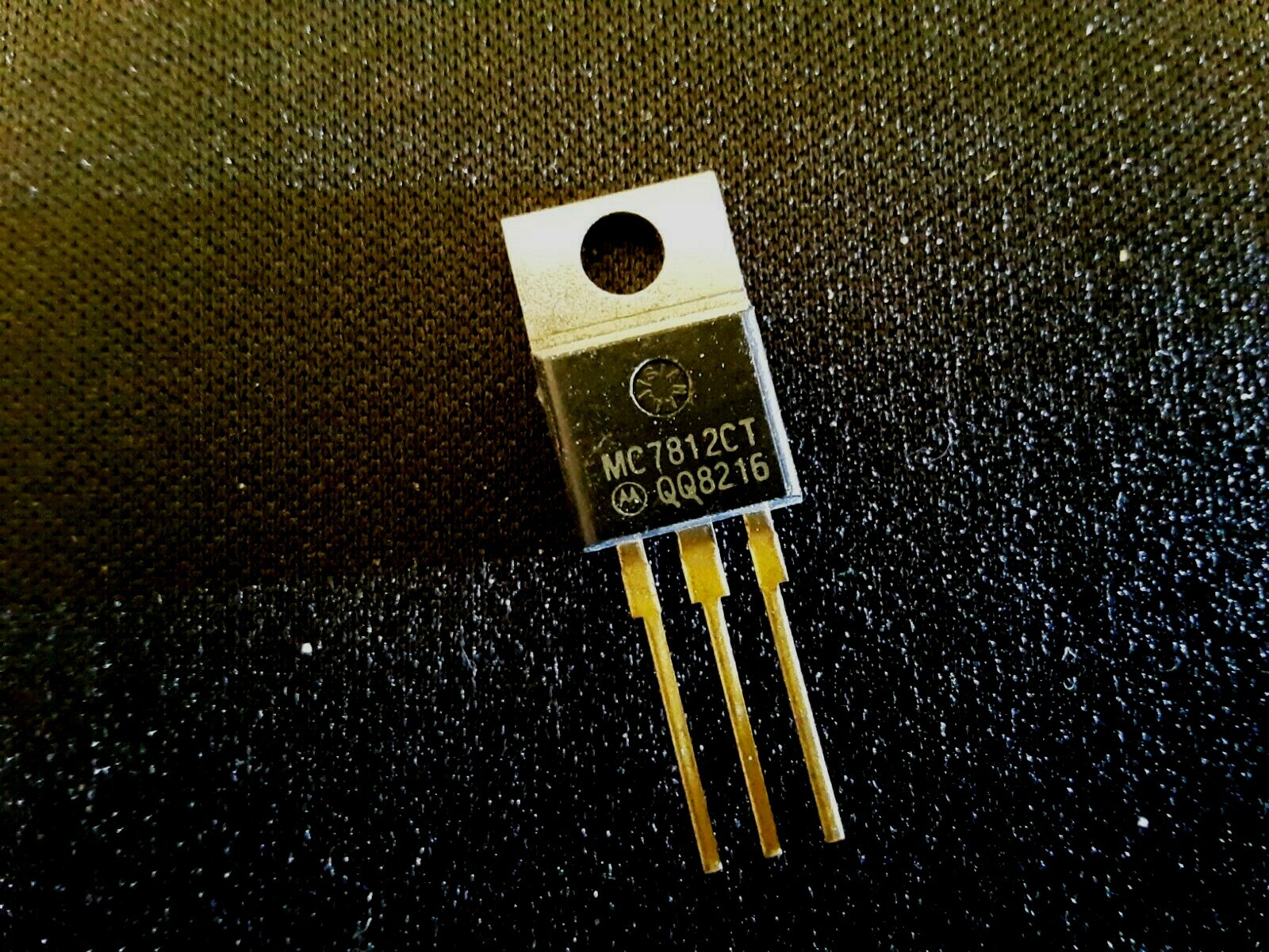 【2hp】 Brst 2hp Brst - Eurorack Module on ModularGrid