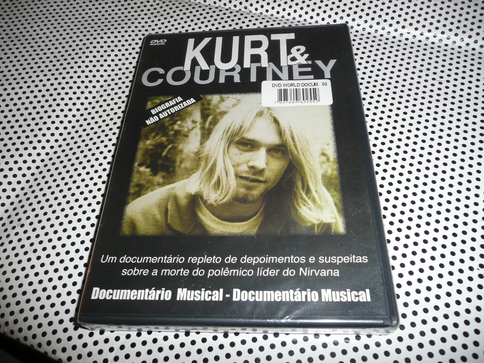  Cobain Journals & Nirvana DVDセット Kurt Cobain Journals & Nirvana DVDセット Nirvana + Kurt