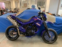 Yamaha XT660X STREET ORIENTED / SUPERMOTARD STYLE SINGLE (6.800 MLS) AWESOME !! 