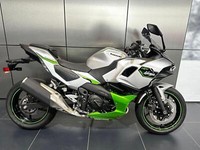 2024 Kawasaki Ninja 7 Hybrid 451