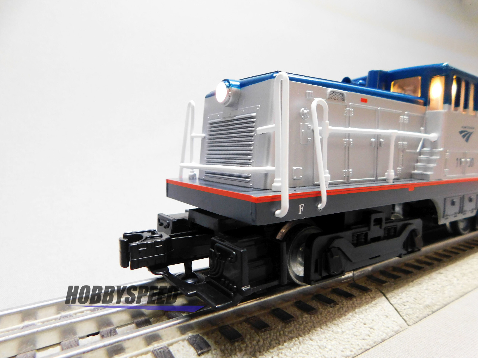 LIONEL AMTRAK 44 TONNER DIESEL LOCOMOTIVE ENGINE #1100 O